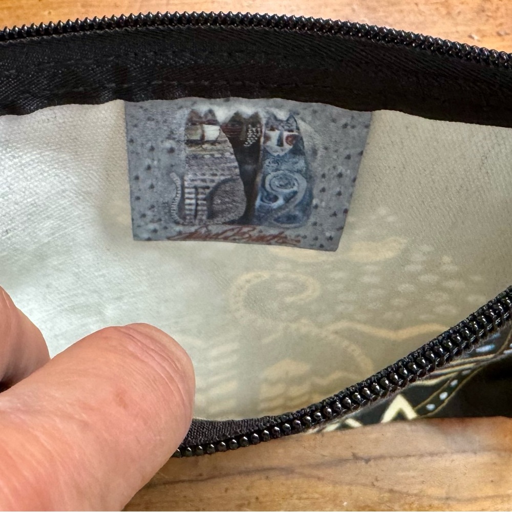 Laurel Burch, Vibrant Cat Patterned Canvas Bag - image 7